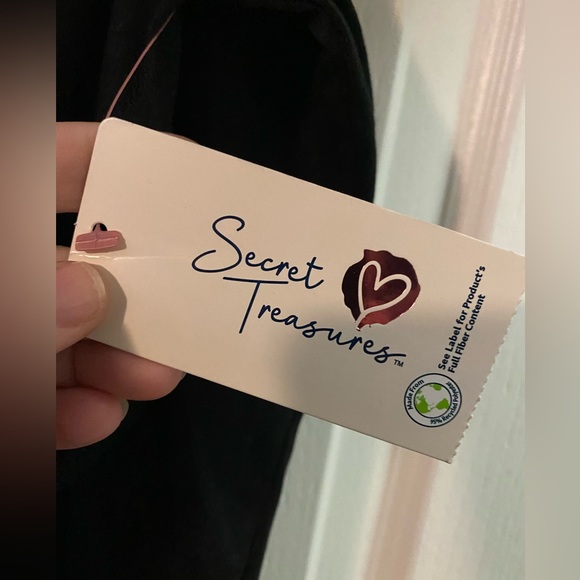 Lighten Up pajamas, Secret Treasures. Large top and XL bottom (jogger style) NWT - Picture 2 of 9